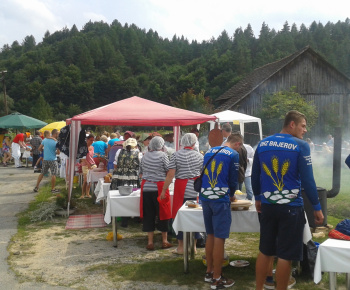Čiernohorská haluška v obci Ľubovec