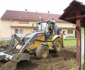 Revitalizácia parku pri Jednote