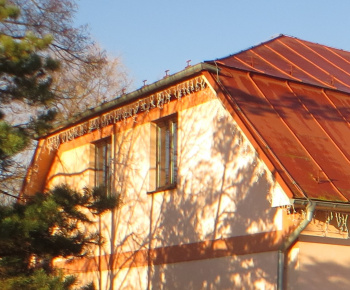 Montáž vianočného osvetlenia