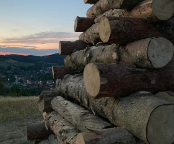 Stavanie a pálenie vatry