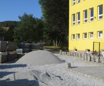 Renovácia školského parkoviska