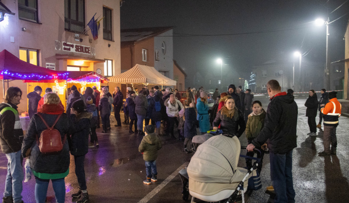 Śedľičaňi śe luča z ročkom