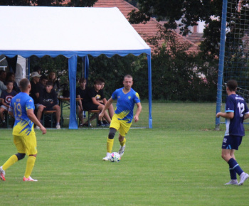 Družobný futbalový zápas