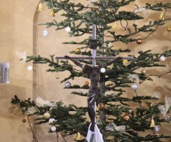 Vianočná výzdoba kostola