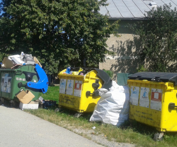 Aktuality / Triedenie a vývoz odpadov - foto Aktuality / Triedenie a vývoz odpadov - foto