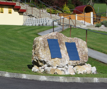 Areál kostola a fary